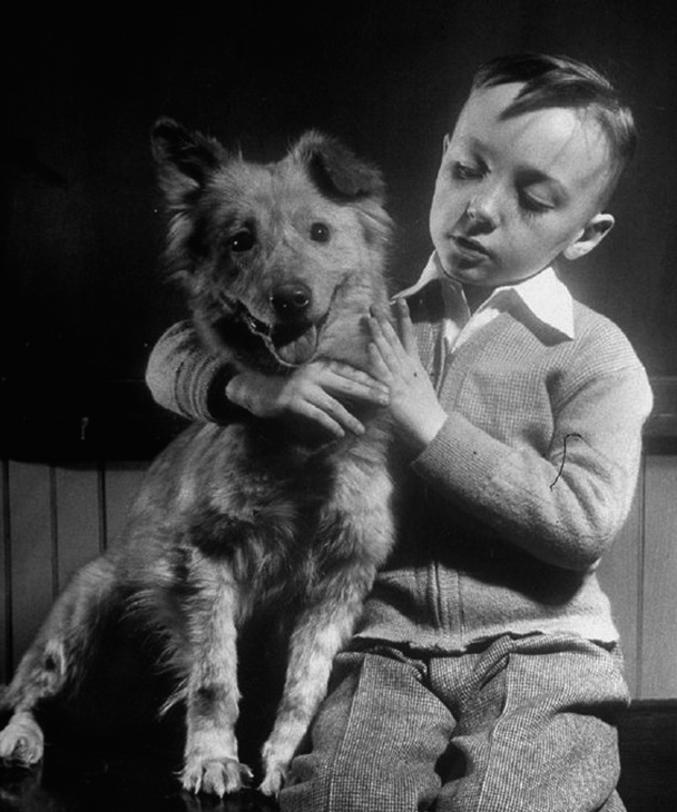 Anna with Michael Schirmer (at the age of 5 years), a survivor of a blue baby operation. Schirmer’s life was extended to another 69 years after surgery. (Courtesy: Google).